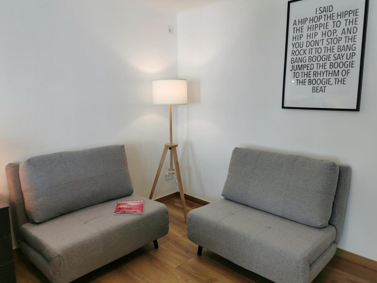 Neues City Center Piano Appartement Mit Netflix Klagenfurt am Woerthersee Esterno foto